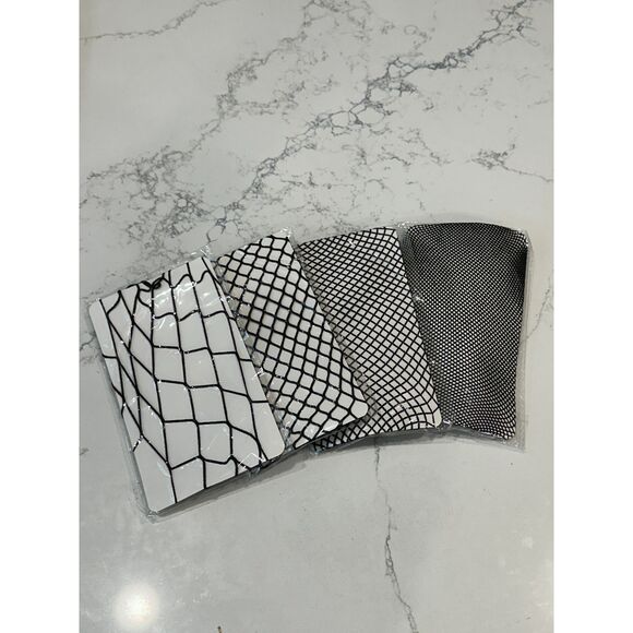 NWT Fishnet Stockings 4 pack Black - Picture 1 of 8